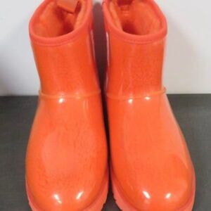 UGG Waterproof Orange Women's Classic Clear Mini Boots Sz 9
